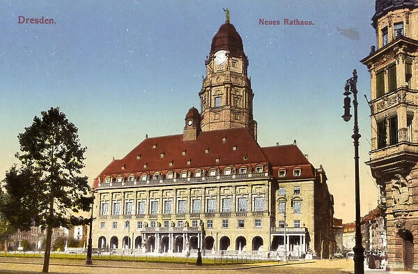 Neues Rathaus Dresden Street lights 1911 Germany