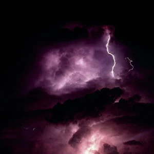 Summer lightning storm near Tuscon, Arizona, USA