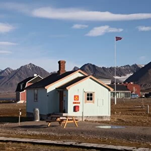 Most northerly Post Office in the world, Ny Alesund, Svalbard, Norway, Scandinavia, Europe