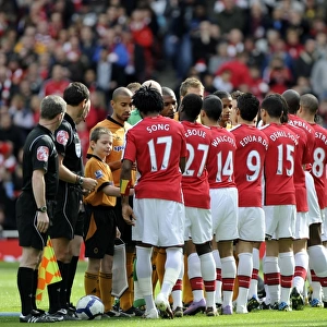 Premier League Showdown: Arsenal vs. Wolverhampton Wanderers - The Handshake Moment