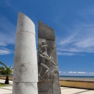 Portugal, Madeira Island, Funchal. Scenic waterfront promenade, contemporary sculpture