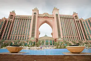 atlantis palm hyper luxury hotel area dubia reclaimed sea